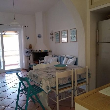 Capo Blu - Santa Margherita Di Pula Villa Eksteriør billede