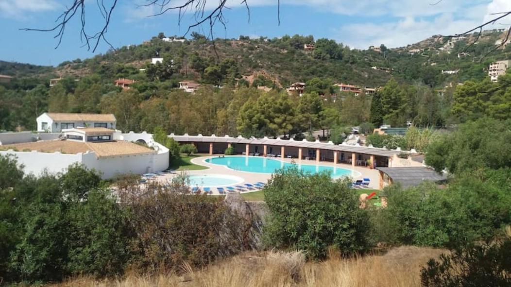 Capo Blu - Santa Margherita Di Pula Villa Eksteriør billede